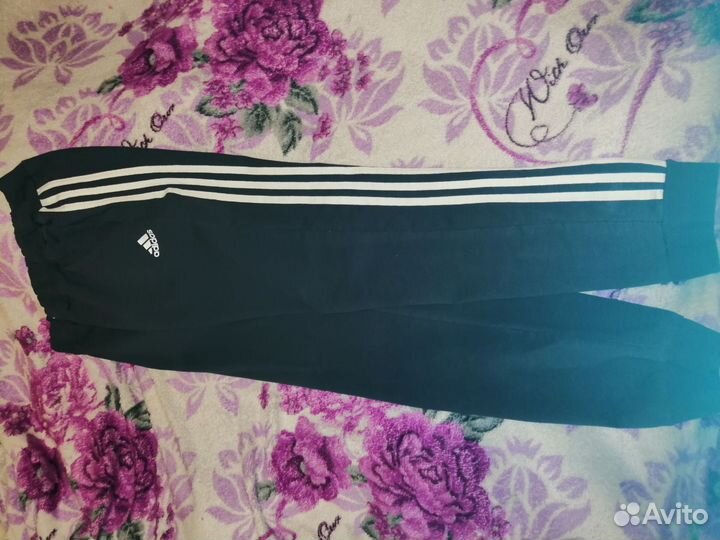 Спортивный костюм adidas для девочки