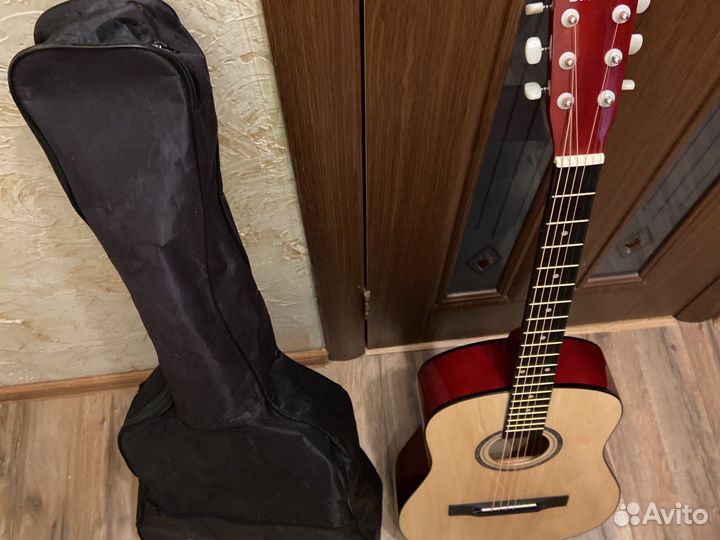 Гитара новая коробке