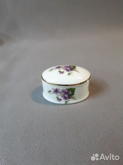 Старинная фарфоровая шкатулочка для колец. Англия