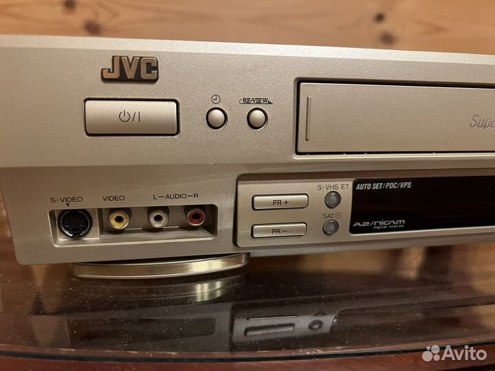Видеомагнитофон JVC HR-S6700EU как новый