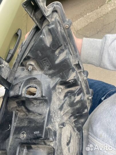 Фара на Nissan note e11