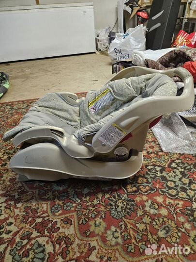 Детское автомобильное кресло