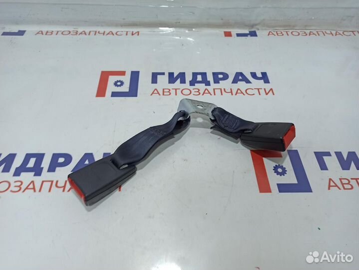 Ответная часть ремня безопасности Mitsubishi ASX