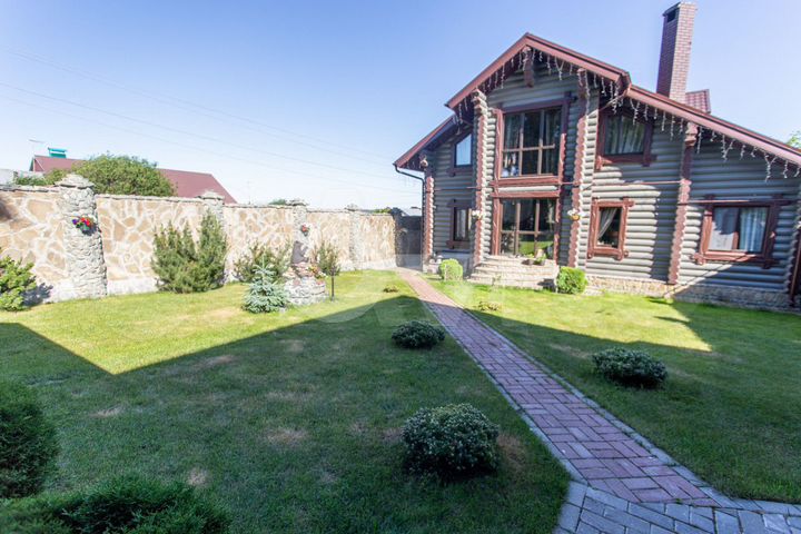 Дом 200 м² на участке 6 сот.