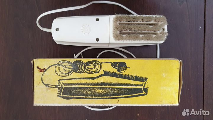 Электрощетка-пылесос Ветерок-3