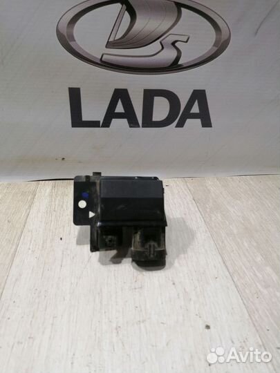 Резистор вентилятора охлаждения Реостат LADA xray