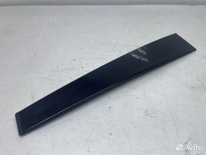 Накладка на дверь задняя правая Mercedes-Benz E