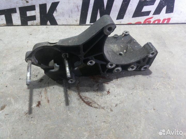 Кронштейн гур Chevrolet Lacetti 2009