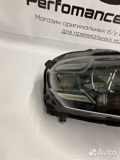 Porsche Taycan Black Matrix LED фара правая