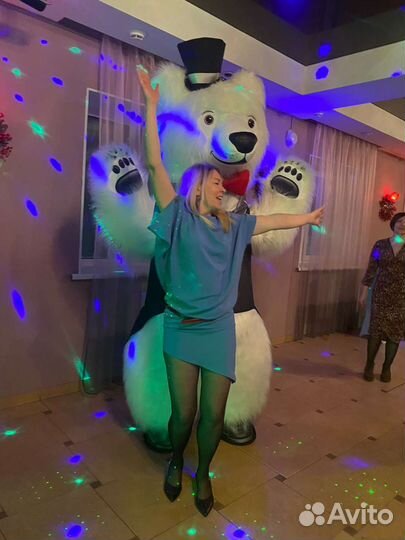 Белый медведь ростовая кукла 2.2 метр поздравление