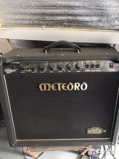 Гитарный комбоусилитель 100 watt