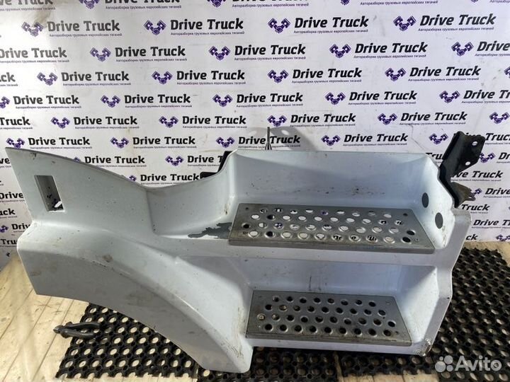 Корпус подножки правый Mercedes-Benz Actros MP2