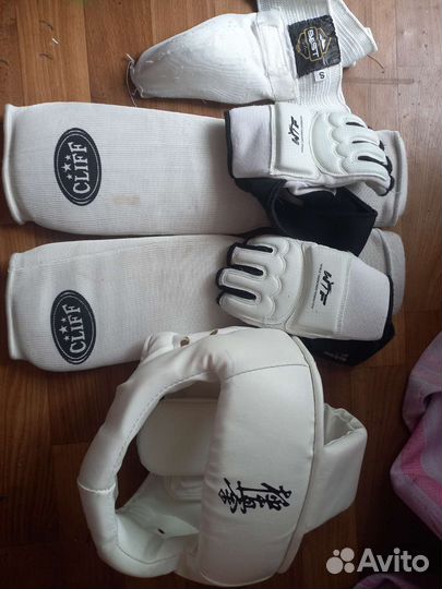 Кимоно для каратэ киокушинкай и защита