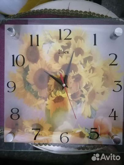 Часы настенные с подсолнухами