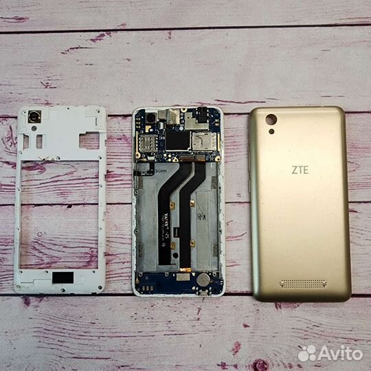 ZTE Blade X3 разбор