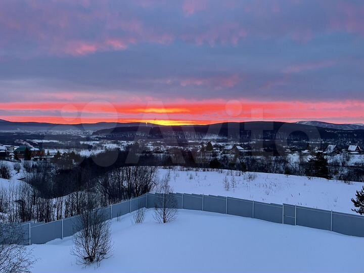 Дом 240 м² на участке 15 сот.