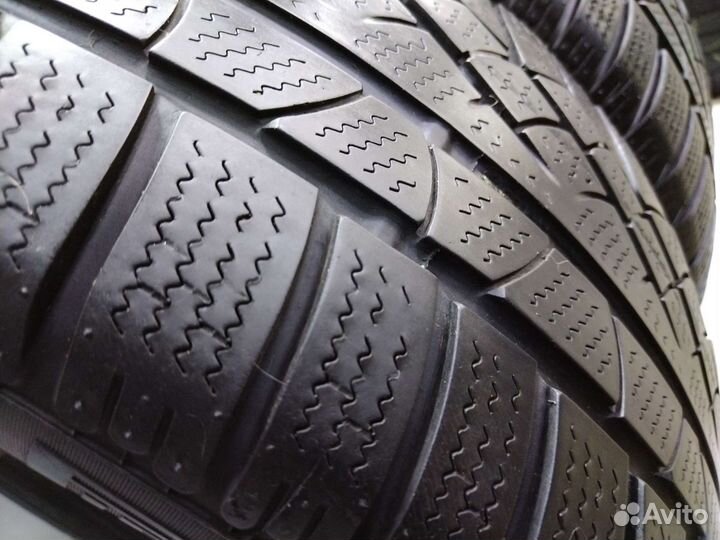 Pirelli Winter Sottozero 210 235/55 R17