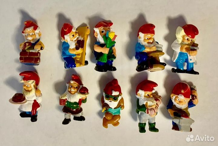 Игрушки из киндер сюрприза 90х