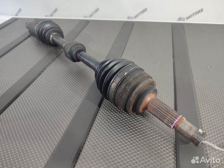 Привод передний левый Nissan Cube Z11 HR15DE 2007