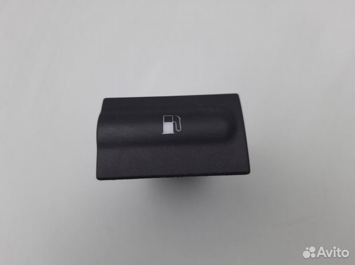 Кнопка лючка бензобака Skoda Octavia A4