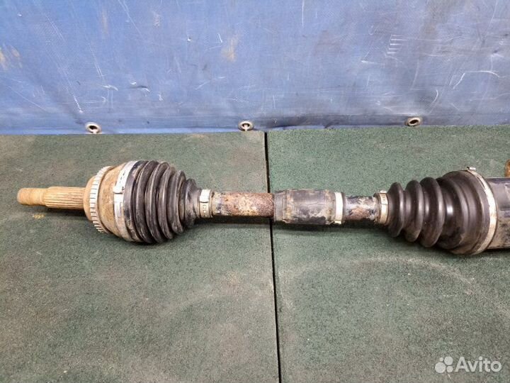 Привод передний правый Toyota Avensis 2 T250 2.4