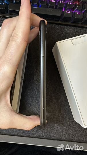 iPhone XR 64gb черный