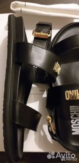 Сандалии Moschino culture original раз.43-44Italy