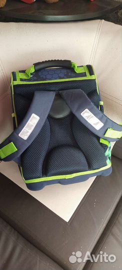 Школьный портфель