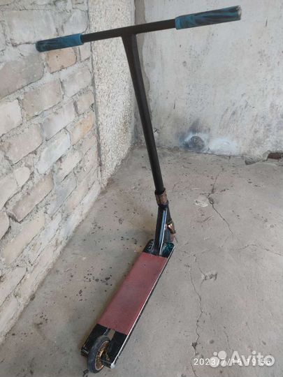 Трюковой самокат