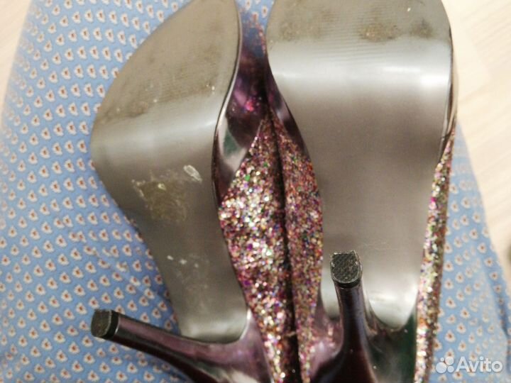 Туфли женские на шпильке