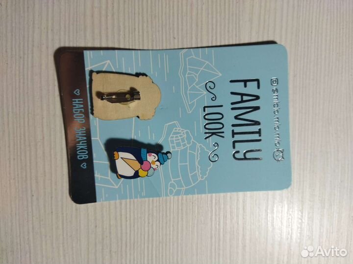 Значки на одежду