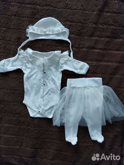 Комплект на выписку для девочки