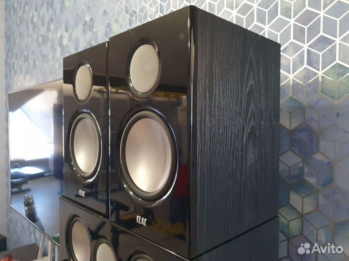 Elac BS 63.2 Полочная акустическая система