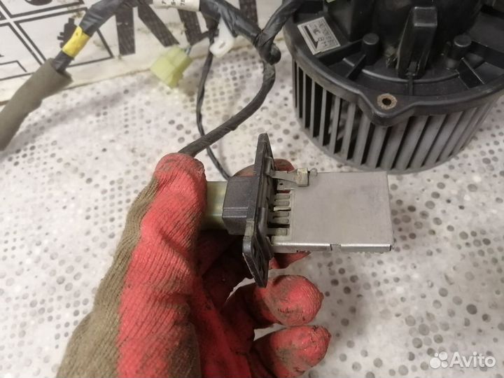 Моторчик отопителя для Kia Spectra 2001-2011