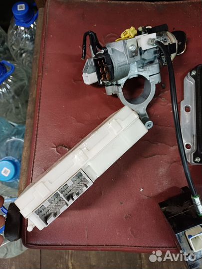 Эбу двигателя с замком Mitsubishi Pajero Sport II