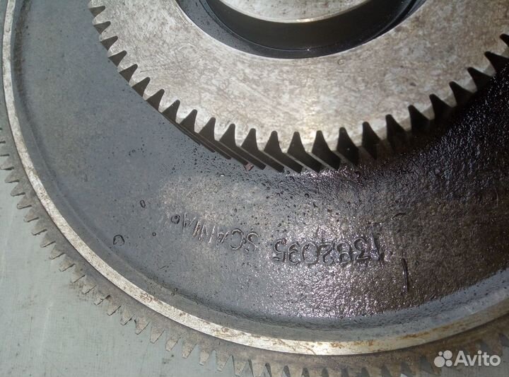 Шестерня грм приводная Scania 20933194