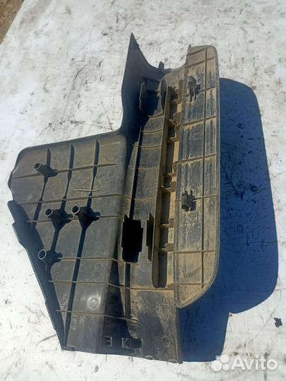 Накладка порога задняя левая Toyota Corolla 150