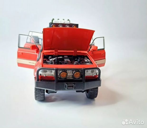 Модели автомобилей 1 24