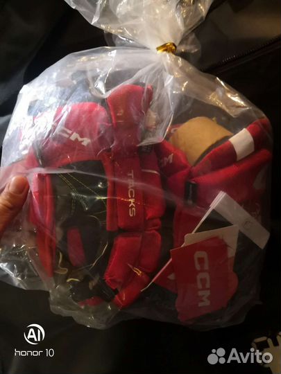 Хоккейные краги ccm super tacks as5 pro jr 11, 12