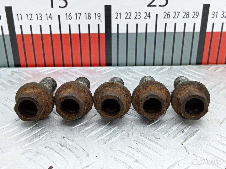 Болт Fiat Ducato 3 рест. 2015 701601139B