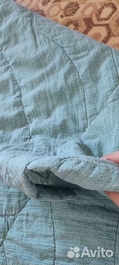 Декоративное покрывальце листик