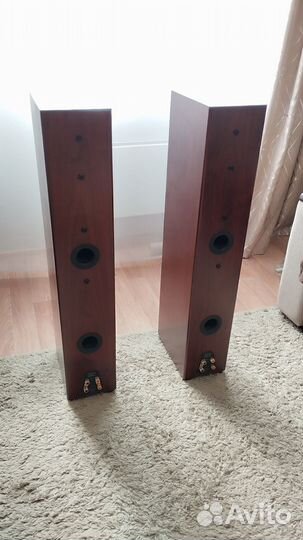 Напольная акустика Monitor Audio Silver 300 walnut