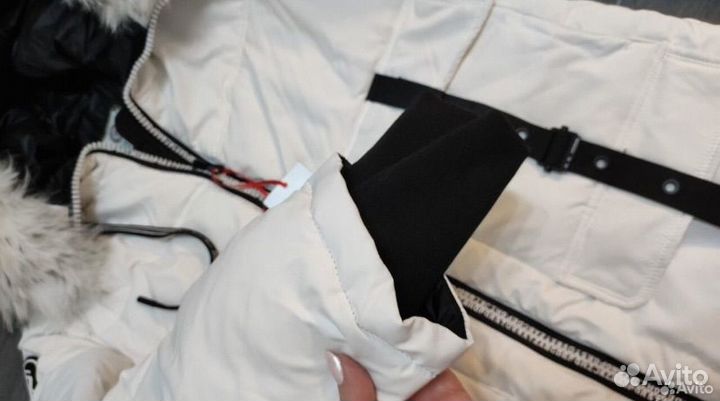 Парка женская белая