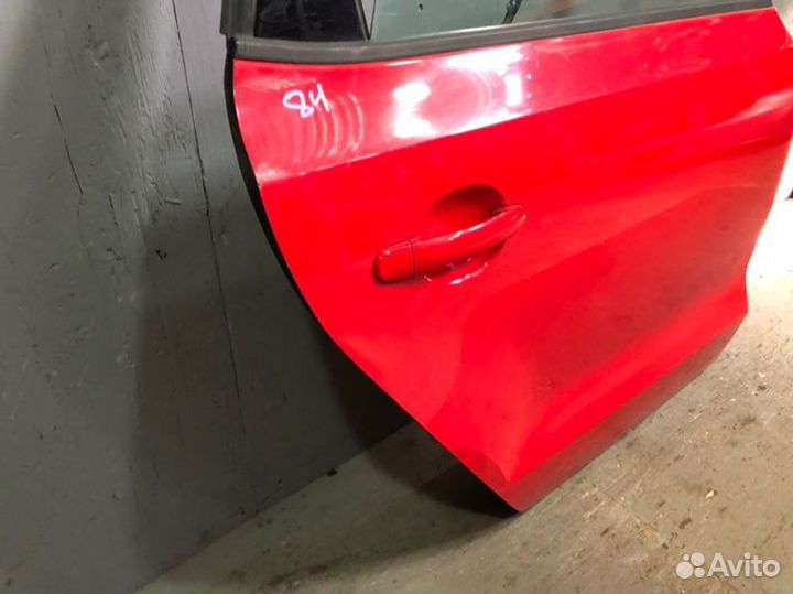 Дверь задняя правая Volkswagen Polo 5 6R