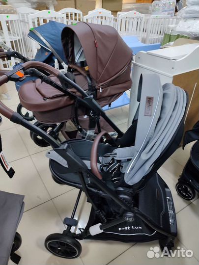 Коляска прогулочная. Фарфело