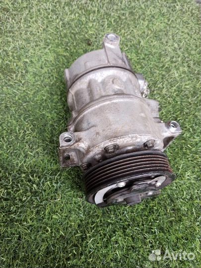 Компрессор кондиционера Фольксваген Гольф