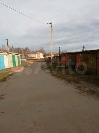 Гараж, > 30 м²