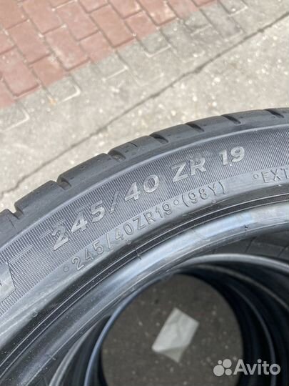 Michelin Pilot Sport 5 245/40 R19 98Y