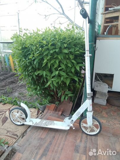 Продаётся самокат и детская коляска
