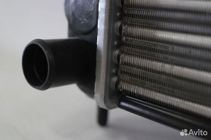 Радиатор охлаждения Лада Гранта 15